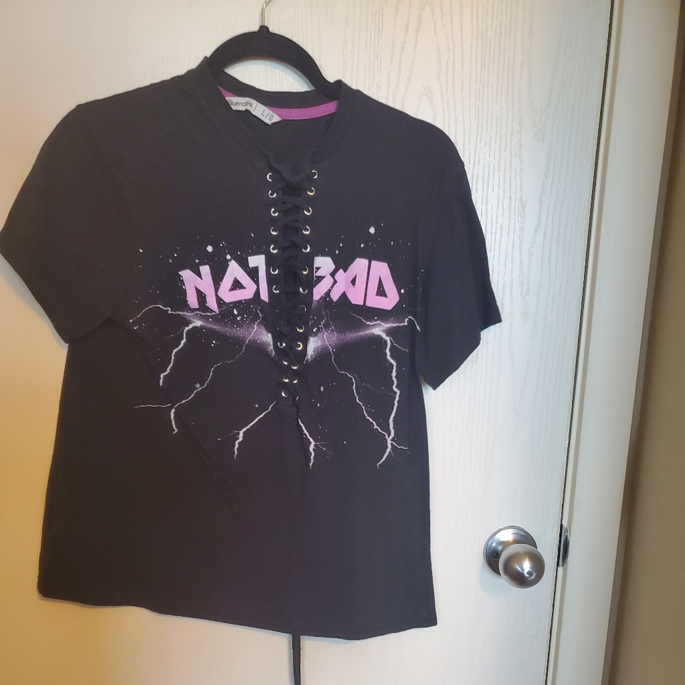 T-shirt with tie front